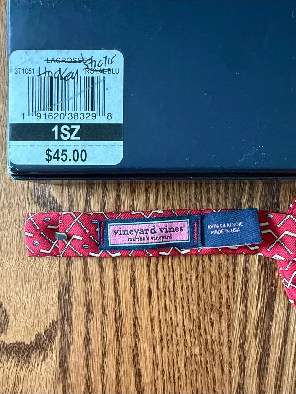 Vineyard Vines pre tied